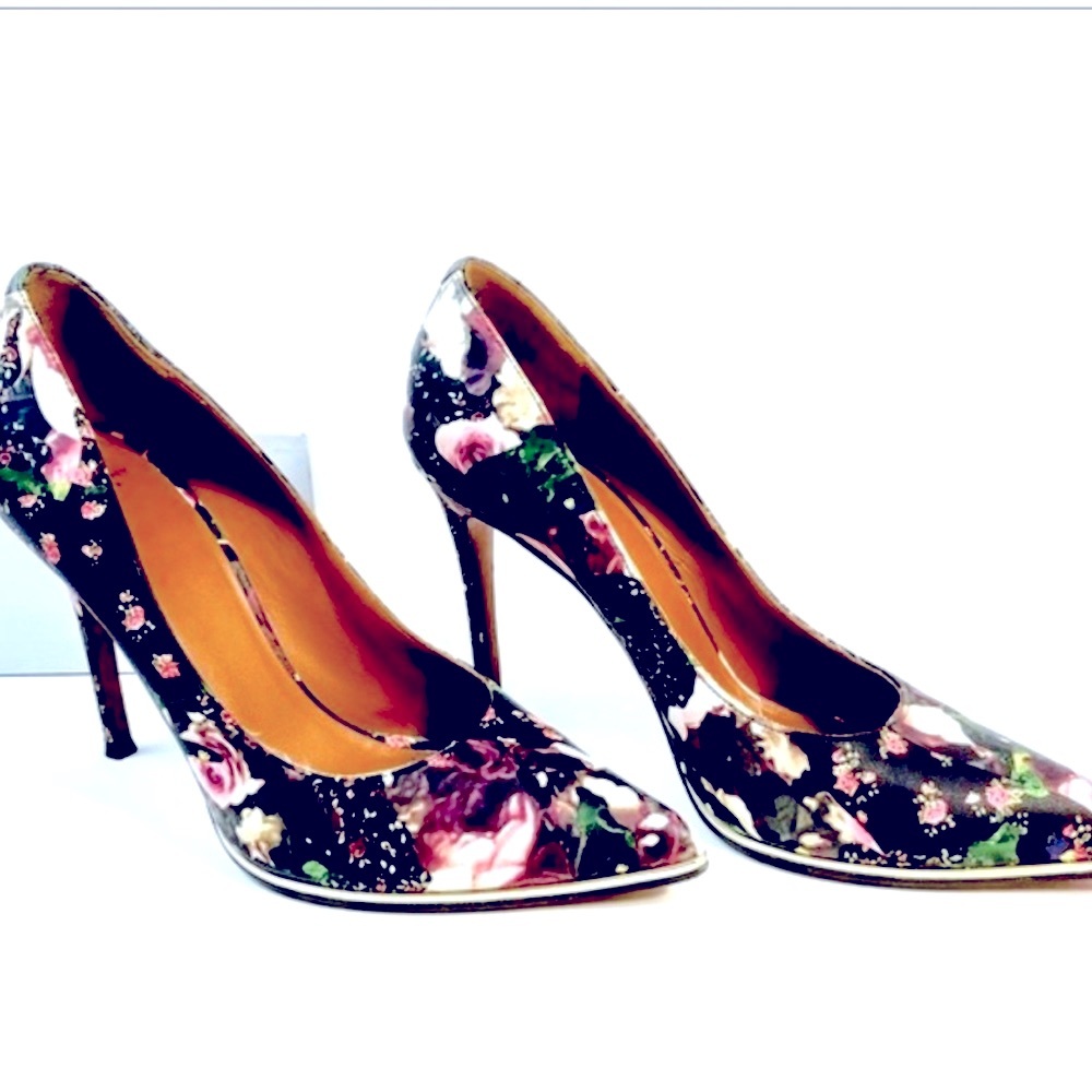 GIVENCHY Floral  Pumps - Picture 3 of 17